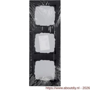 Gira E2 afdekraam inbouw 3-voudig verticaal-horizontaal zwart - A50402178 - afbeelding 2