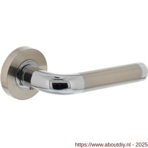 Intersteel 1683 deurkruk gatdeel rechts Agatha op rozet verdekt diameter 52x10 mm met nokken chroom-nikkel mat - A26001118 - afbeelding 1
