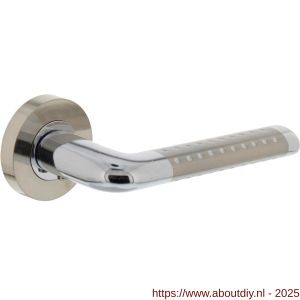 Intersteel Living 1684 deurkruk Marion op rozet verdekt diameter 52x10 mm met nokken chroom-nikkel mat - A26001881 - afbeelding 1