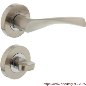 Intersteel 1687 deurkruk Giussy op rozet verdekt diameter 52x10 mm met nokken en WC-sluiting met stift 6x6 mm nikkel mat - A26004895 - afbeelding 1