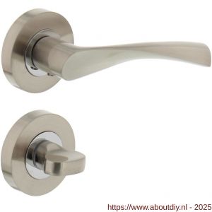 Intersteel 1687 deurkruk Giussy op rozet verdekt diameter 52x10 mm met nokken en WC-sluiting met stift 8x8 mm nikkel mat - A26004896 - afbeelding 1