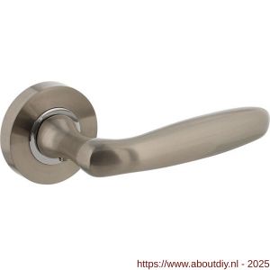 Intersteel Living 1692 deurkruk Bjorn op rozet verdekt diameter 52x10 mm met nokken nikkel mat - A26000448 - afbeelding 1