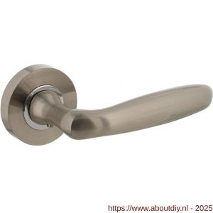 Intersteel 1692 deurkruk gatdeel rechts Bjorn op rozet verdekt diameter 52x10 mm met nokken nikkel mat - A26001158 - afbeelding 1