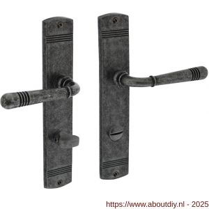 Intersteel 1705 deurkruk Helena op schild afgerond 235x45 mm WC 78/8 mm oud grijs - A26008141 - afbeelding 1