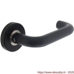 Intersteel 0573 deurkruk gatdeel Bern op rozet verdekt diameter 53x10 mm structuur zwart - A26007014 - afbeelding 1