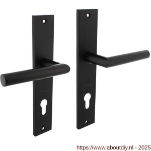 Intersteel 1743 deurkruk Bastian op schild rechthoekig 245x45 mm profielcilindergat 78 mm zwart - A26010294 - afbeelding 1