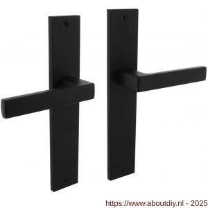 Intersteel Living 1744 deurkruk Hera op schild rechthoekig 245x45 mm blind zwart - A26010300 - afbeelding 1