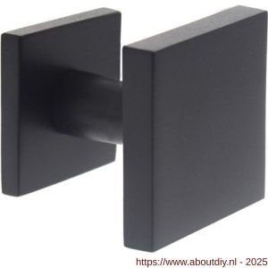 Intersteel Living 3930 voordeurknop vierkant 64x64 mm op achterplaat 54x54 mm verkropt éénzijdige montage structuur zwart - A26006805 - afbeelding 1