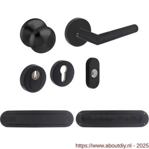 Intersteel Living 4057 set voordeurbeslag rond voordeurknop SKG rozetten deurbel briefplaat tochtwering en deurkruk op rozet structuur zwart - A26009950 - afbeelding 1