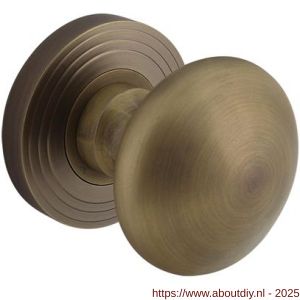 Intersteel 2126 knoprozet verdekt met rillen diameter 55x10 mm en nokken gebruineerd - A26008353 - afbeelding 1