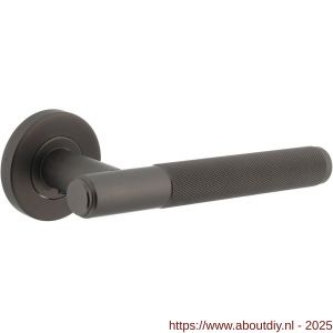 Intersteel 1269 deurkruk gatdeel rechts Rombo op rozet verdekt diameter 53x8 mm met nokken antraciet grijs - A26010353 - afbeelding 1