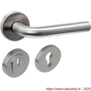 Intersteel 4057 set achterdeurbeslag rond deurkruk Luzern met massieve rozetten en SKG3 veiligheidsrozetten RVS - A26010821 - afbeelding 1