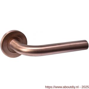 Intersteel 1022 deurkruk gatdeel rechts Q 02 op rozet verdekt diameter 52x6 mm PVD brons - A26011248 - afbeelding 1