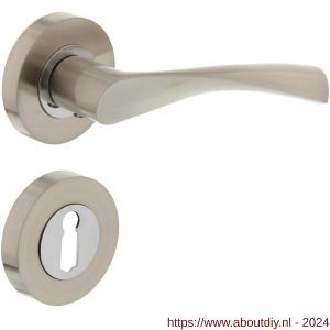 Intersteel Living 1687 deurkruk Giussy op rond rozet 7 mm nokken met sleutelgat plaatje nikkel mat - A26004893 - afbeelding 1