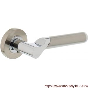 Intersteel Living 1701 gatdeel deurkruk rechts Casper op rond rozet 7 mm nokken chroom-nikkel mat - A26004936 - afbeelding 1