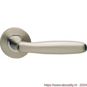 Intersteel Living 1692 gatdeel deurkruk rechts Bjorn op rond rozet 7 mm nokken nikkel mat - A26001158 - afbeelding 1