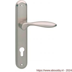 Intersteel Living 1695 deurkruk George op langschild profielcilinder 72 mm nikkel mat - A26005122 - afbeelding 1