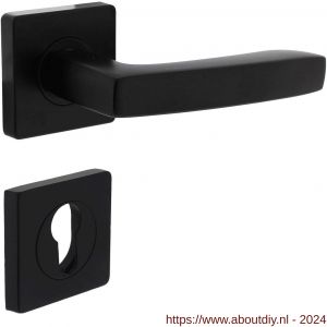 Intersteel Living 1712 deurkruk Minos op vierkant rozet met nokken met profielcilinderplaatje mat zwart - A26008254 - afbeelding 1