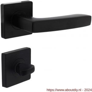 Intersteel Living 1712 deurkruk Minos op vierkant rozet met nokken met WC sluiting 8 mm mat zwart - A26008255 - afbeelding 1