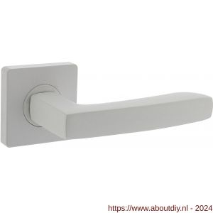 Intersteel Living 1712 deurkruk Minos op vierkant rozet 55x55x10 mm met nokken wit - A26009234 - afbeelding 1