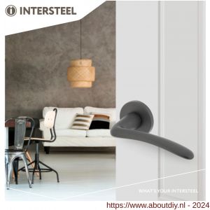Intersteel Living 0466 deurkruk Zaia met geveerde kunststof rozet met nokken diameter 50x7 mm grijs - A26009976 - afbeelding 2