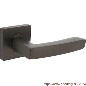 Intersteel Living 1712 deurkruk Minos op vierkante rozet met nokken 55x55x10 mm antraciet-grijs - A26009991 - afbeelding 1