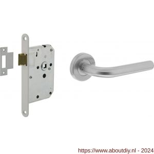 Intersteel Essentials 2100 set bestaand uit loopslot voorplaat wit met deurkrukgarnituur Recht op rozet RVS - A26009430 - afbeelding 1