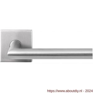 GPF Bouwbeslag RVS 1016.09-02R Toi deurkruk gatdeel op vierkante rozet 50x50x8 mm rechtswijzend RVS mat geborsteld - A21009999 - afbeelding 1
