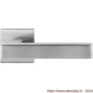 GPF Bouwbeslag RVS 1307.09-02 Toromet deurkruk op vierkante rozet 50x50x8 mm RVS mat geborsteld - A21009237 - afbeelding 1