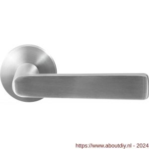 GPF Bouwbeslag RVS 1325.09-00 Kume deurkruk op ronde rozet 50x8 mm RVS mat geborsteld - A21009241 - afbeelding 1