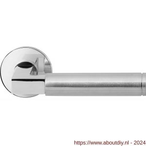 GPF Bouwbeslag RVS 2080.49/09-00 Kuri Duo deurkruk op ronde rozet 50x8 mm RVS gepolijst-RVS mat geborsteld - A21013853 - afbeelding 1