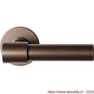 GPF Bouwbeslag Anastasius 3042.A2-00 Hipi Deux+ deurkruk 105,5 mm op ronde rozet 50x8 mm Bronze blend - A21010636 - afbeelding 1