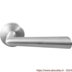 GPF Bouwbeslag RVS 3100.09-00 Pirau deurkruk op ronde rozet 50x8 mm RVS mat geborsteld - A21009280 - afbeelding 1