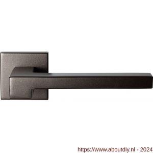 GPF Bouwbeslag Anastasius 3160.A1-02 Raa deurkruk op vierkante rozet 50x50x8 mm Dark blend - A21010674 - afbeelding 1