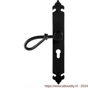 GPF Bouwbeslag Smeedijzer 6255.60L PC55 Sula deurkruk op langschild 291x41x4 mm PC 55 mm linkswijzend smeedijzer zwart - A21009541 - afbeelding 1
