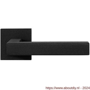 GPF Bouwbeslag ZwartWit 8216.61-02 Zaki+ deurkruk op vierkante rozet 50x50x8 mm zwart - A21009332 - afbeelding 1