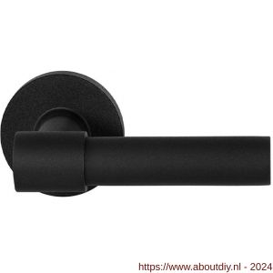 GPF Bouwbeslag ZwartWit 8234.61-00 Hipi Deux+ deurkruk op ronde rozet 50x8 mm zwart - A21009353 - afbeelding 1