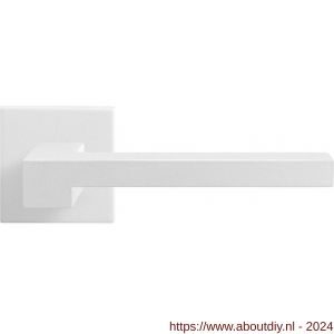 GPF Bouwbeslag ZwartWit 8232.62-02 Raa deurkruk op vierkante rozet 50x50x8 mm wit - A21014046 - afbeelding 1