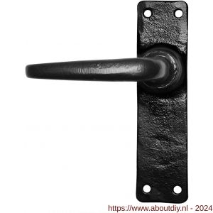 Kirkpatrick KP2456L PC55 deurkruk gatdeel op schild 152x38 mm PC 55 mm linkswijzend smeedijzer zwart - A21002972 - afbeelding 1