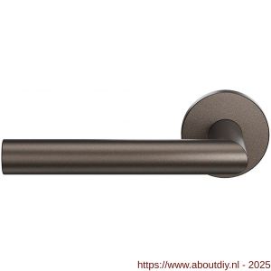 GPF Bouwbeslag Anastasius 1015.A1-00 L/R Toi L-haaks model 19 mm deurkruk gatdeel op rond rozet links-rechtswijzend Dark blend - A21009991 - afbeelding 1