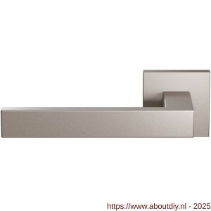 GPF Bouwbeslag Anastasius 1308.A3-02L Zika deurkruk linkswijzend op vierkant rozet 50x50x8 mm Mocca blend - A21016580 - afbeelding 1