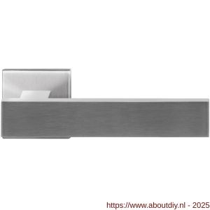 GPF Bouwbeslag RVS 3115.09-02R GPF3115.02R Hinu deurkruk gatdeel op vierkant rozet RVS 50x50x8 mm rechtswijzend RVS geborsteld - A21010170 - afbeelding 1