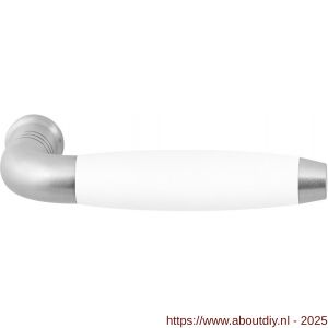 GPF Bouwbeslag RVS 4255 Ika deurkruk gebogen met trapezium eindknop RVS geborsteld-wit - A21008251 - afbeelding 1