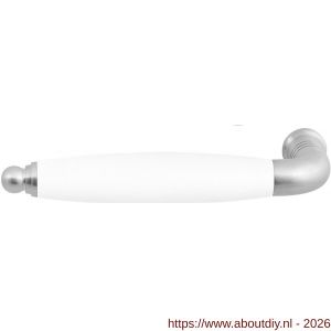 GPF Bouwbeslag RVS GPF4356L/R XL Ika XL deurkruk gatdeel gebogen met ronde eindknop links-rechtswijzend RVS geborsteld-wit - A21008240 - afbeelding 1