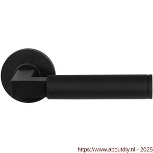 GPF Bouwbeslag ZwartWit 8213.61-00 Kuri deurkruk op rond rozet 50x8 mm zwart - A21009322 - afbeelding 1