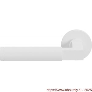 GPF Bouwbeslag ZwartWit 8214.62-00L/R Kuri deurkruk gatdeel op rond rozet 50x8 mm links-rechtswijzend wit - A21013951 - afbeelding 1