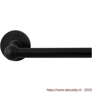 GPF Bouwbeslag ZwartWit 8245.61-00 Hipi deurkruk op rond rozet 50x8 mm zwart - A21009375 - afbeelding 1