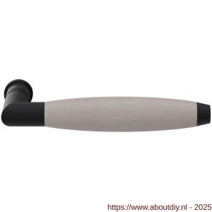 GPF Bouwbeslag ZwartWit 8256 Ika XL deurkruk haaks met trapezium eindknop zwart-eiken whitewash - A21005826 - afbeelding 1