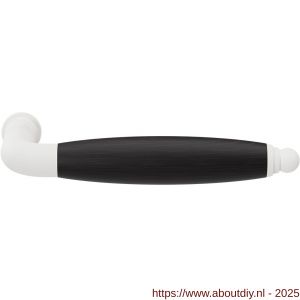 GPF Bouwbeslag ZwartWit 8263 XL Ika XL deurkruk gebogen met ronde eindknop wit-ebben - A21005832 - afbeelding 1