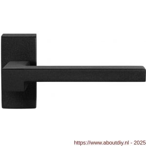 GPF Bouwbeslag ZwartWit 8285.61-01R Raa deurkruk gatdeel op rechthoekige rozet 70x32x10 mm rechtswijzend zwart - A21010359 - afbeelding 1